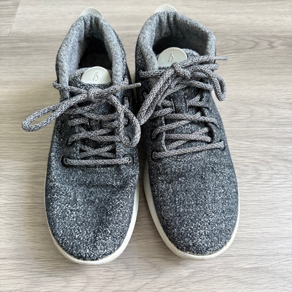 Allbirds Wool Runner Mizzle – Men’s Size 8 | Dark Grey